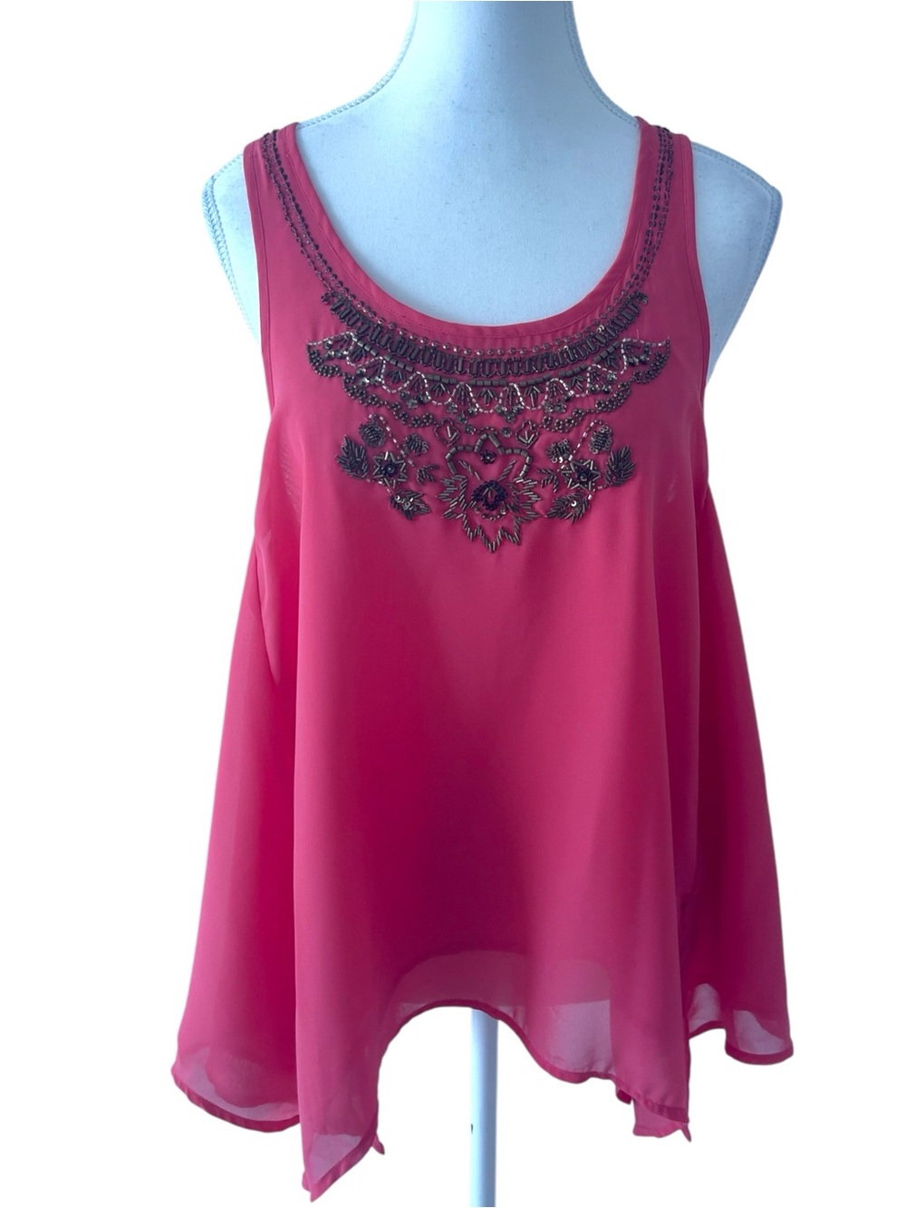 Andrew Charles Coral Beaded Scoop Neck Chiffon Cami Size Medium